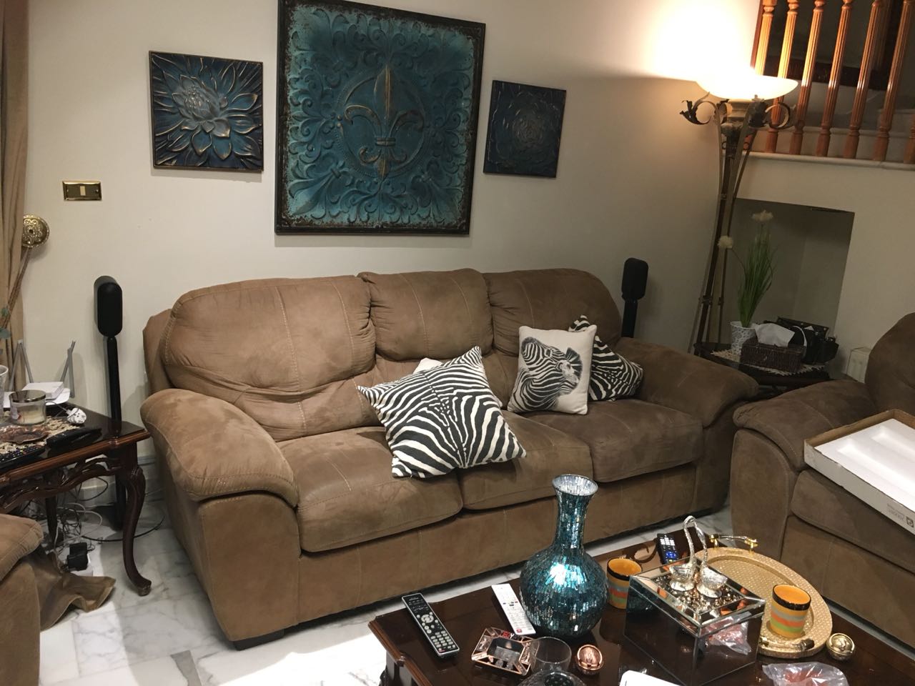 Al Abdo Villa (3) Compact Speakers