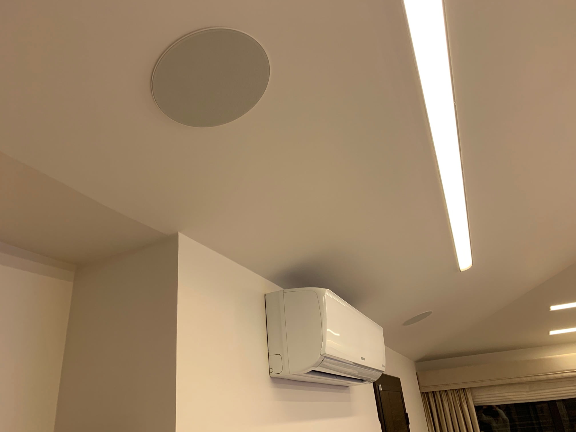 Hidden Surround Sounr