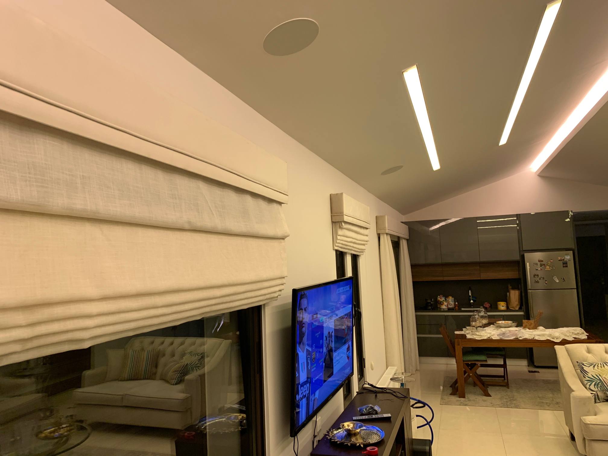 Hidden Surround Sounr