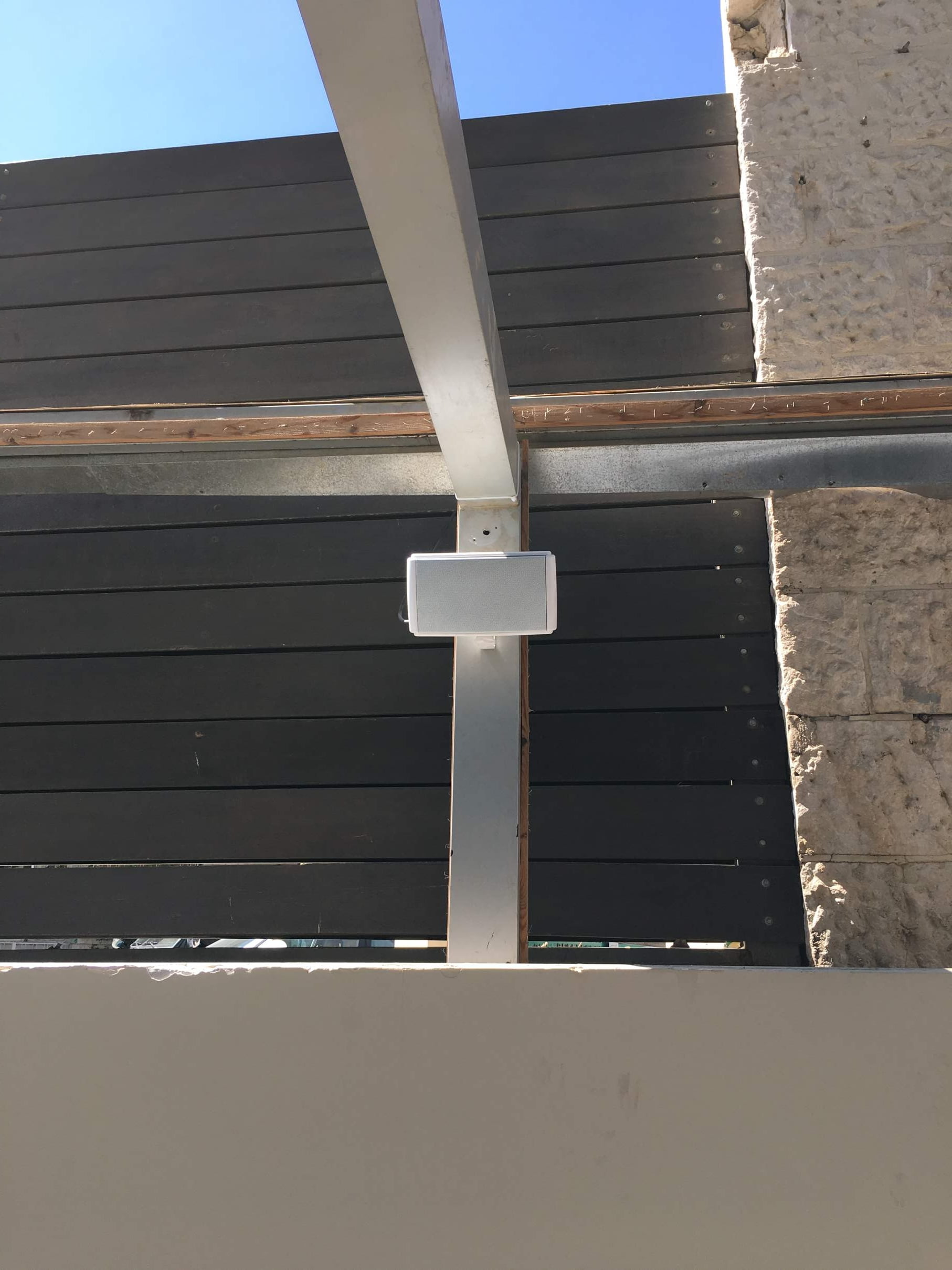 La Calle Canyon Hotel (1) Professional Speakers Wires