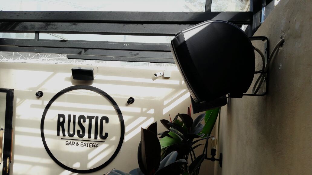 Rustic Bar & Eatery (8) Commercial Solution